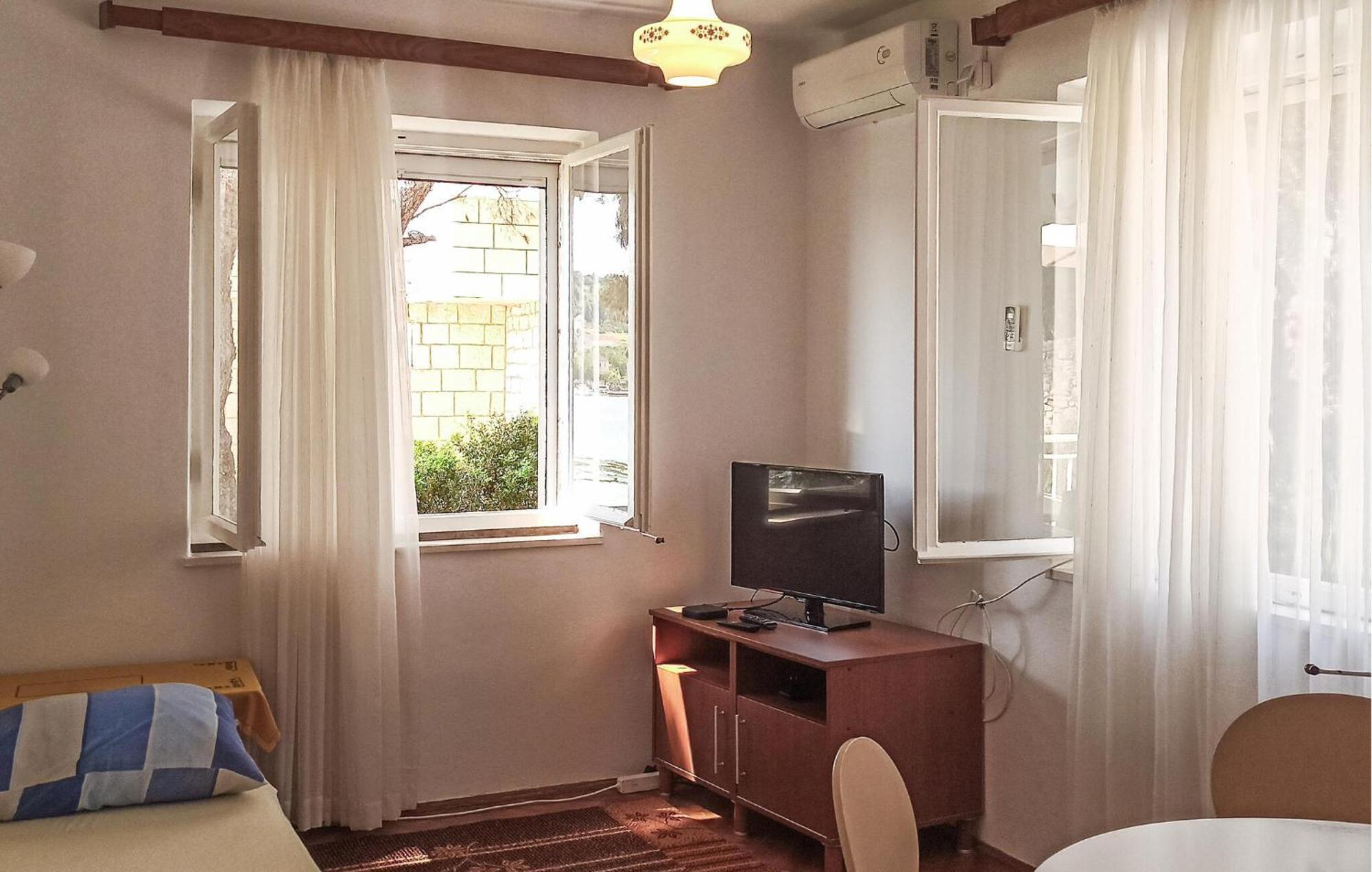Amazing Apartment In Lumbarda With Kitchen エクステリア 写真