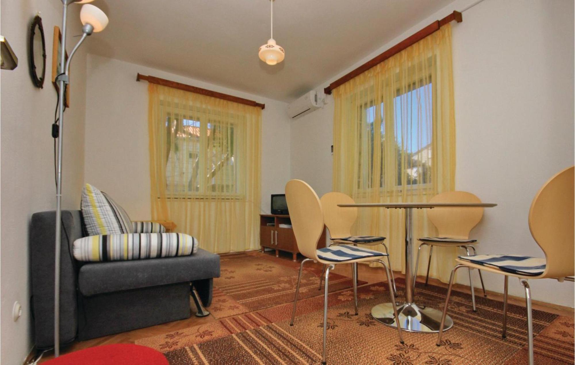 Amazing Apartment In Lumbarda With Kitchen エクステリア 写真